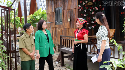 Pionierspartijleden in de ontwikkeling van het toerisme in Suoi Khoang