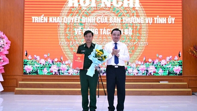 ឃុំហាន់ដាត អនុវត្តសេចក្តីសម្រេចរបស់គណៈកម្មាធិការអចិន្ត្រៃយ៍បក្សខេត្ត លើការងារបុគ្គលិក