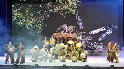 Generální zkouška závěrečného programu festivalu krabů Ca Mau - podruhé v roce 2025