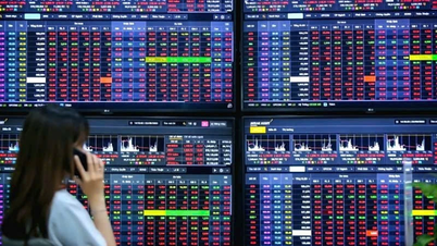 Marknaden är splittrad, generalindex förblir grönt