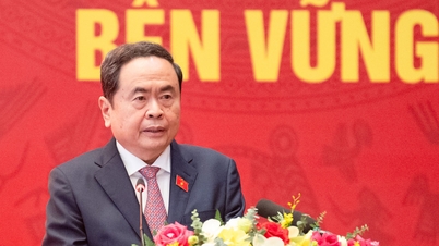 رئیس مجلس ملی: روند قانونگذاری را با دقت اجرا کنید و با منافع گروهی مبارزه کنید