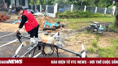 Tecnologia auxilia no resgate após enchentes no centro do Vietnã