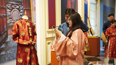 Expoziție specială despre îmbrăcămintea vietnameză de-a lungul a trei secole la Muzeul orașului Ho Chi Minh