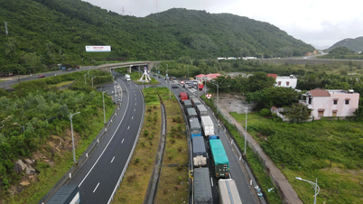 آلاف المركبات عالقة على الطريق السريع الوطني رقم 1