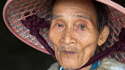 Srdcervoucí, tragické obrazy z povodní v Hoa Thinh