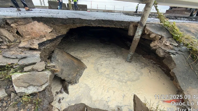 Arbeidet med å reparere trafikkveier skadet av flom