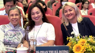 Vietnamesiska kvinnor inspirerar studenter på franska