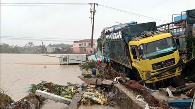 Banjir di wilayah Central dan Central Highlands: 75 daripada 301 komun dan wad terputus sambungan ke rangkaian penghantaran data khusus tahap 2.