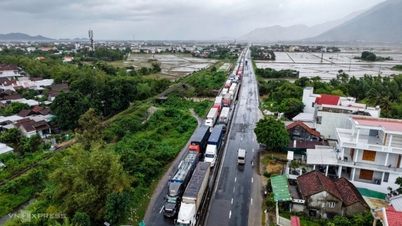 Korek na drodze krajowej nr 1 na przestrzeni kilkudziesięciu kilometrów