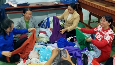 Cam Ranh Ward Front šíří lásku k obětem povodní