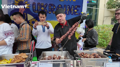 Rasakan cita rasa lima benua di jantung Ibu Kota Hanoi PV