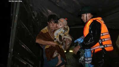 Oricine are ocazia să doarmă în pat și să mănânce orez fierbinte, vă rog să vă gândiți la compatrioții voștri din zona inundabilă.