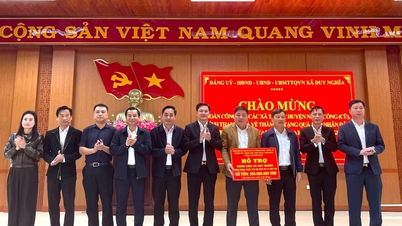 Komune: Nam Phuoc, Duy Xuyen, Thu Bon dan Duy Nghia menerima 1 bilion 250 juta VND untuk mengatasi kerosakan ribut dan banjir.