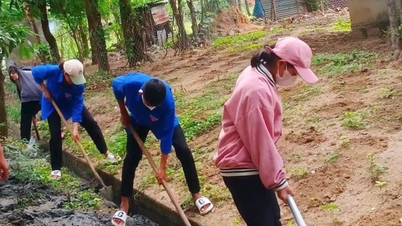 Делегация коммуны Фыокха восстанавливает окружающую среду после наводнения