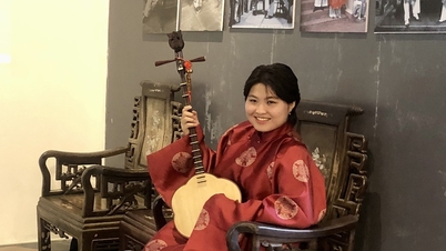 Ven al Museo de la Ciudad de Ho Chi Minh para tomarte fotos gratis con trajes tradicionales.