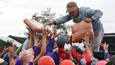 Ministerstwo Obrony Narodowej pilnie produkuje więcej ubrań, aby przekazać je mieszkańcom terenów dotkniętych powodzią