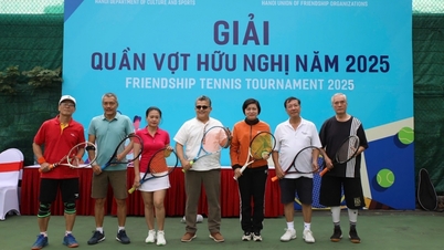 Emocionante Torneo de Tenis de la Amistad de Hanoi