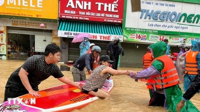 Mídia internacional: Governo vietnamita acelera esforços para responder às inundações