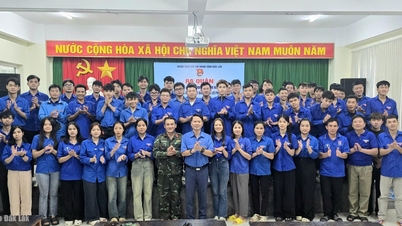 डाक लाक के पूर्वी क्षेत्र में बाढ़ प्रभावित क्षेत्रों में लोगों की सहायता के लिए युवा स्वयंसेवी दल गठित किए गए