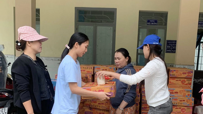 اتحادیه زنان بخش با نگوی، حمایت خود را برای افراد آسیب دیده از سیل بسیج می‌کند