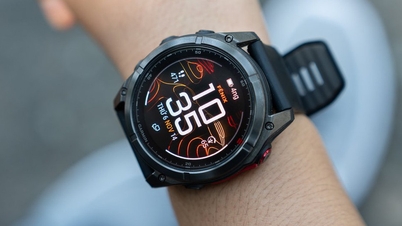 Відчуйте Garmin fēnix 8 MicroLED: наступний крок у світі преміальних спортивних годинників