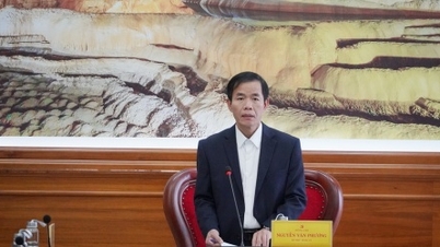 លេខាធិការ Quang Tri ស្នើឱ្យផ្តោតការយកចិត្តទុកដាក់ខ្ពស់លើការបញ្ចេញទុនវិនិយោគសាធារណៈ