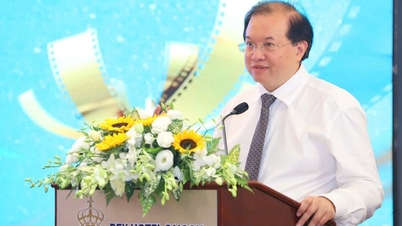 Yeni dönemde film endüstrisinin gelişimi