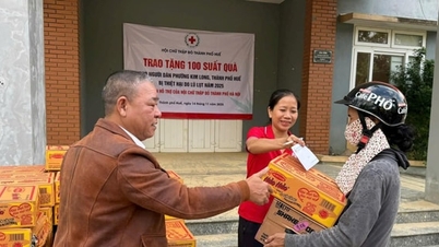 Palang Merah Hanoi menyerukan dukungan bagi masyarakat yang terkena dampak badai dan banjir