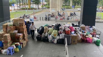 El metro Ben Thanh-Suoi Tien recibe más de 180 toneladas de ayuda humanitaria enviadas a la región central
