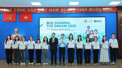 남부 지방의 어려움을 극복하는 가난한 학생들에게 장학금을 수여합니다.