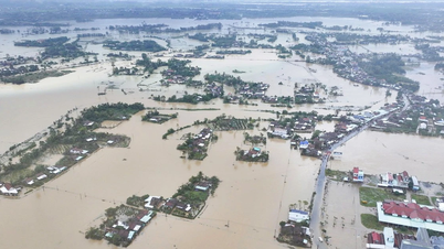 দক্ষিণ মধ্য ভিয়েতনামে ৫০ বছরেরও বেশি সময়ের মধ্যে সবচেয়ে বড় বন্যা