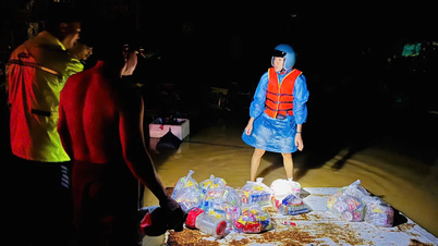 বন্যা কবলিত এলাকার মানুষদের সাহায্যের জন্য খাদ্য রেশন বাড়ানো হচ্ছে