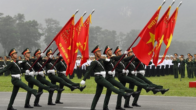 ប្រកាន់ខ្ជាប់នូវគោលនយោបាយ "ក្តៅខាងក្នុង សន្តិភាពខាងក្រៅ" "សន្តិភាពខាងក្នុង ស្ងប់ស្ងាត់ខាងក្រៅ"