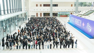 Samsung ve velkém měřítku nabírá studenty technických oborů