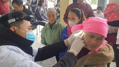 স্বাস্থ্য বিভাগ রেজোলিউশন ২৭ অনুসারে বাখ ডিচ কমিউনের মানুষের স্বাস্থ্য পরীক্ষা করে এবং তাদের যত্ন নেয়