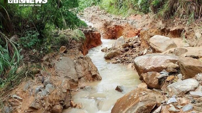 ការបិទផ្លូវកាត់បង្កើតរន្ធជម្រៅ 35 ម៉ែត្រ កាត់ផ្តាច់ភូមិទាំងមូលក្នុងខេត្ត Quang Ngai