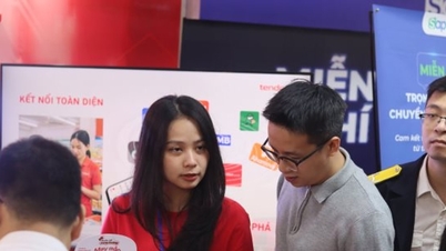 Viettel сопровождает Налоговое управление Ханоя, помогая коммерческим домохозяйствам перейти от единовременного налога к декларированию