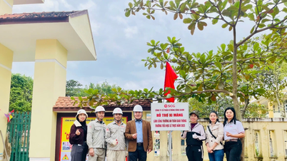 Song Gianh Cement Company joins hands to ensure safety for students in disadvantaged areas