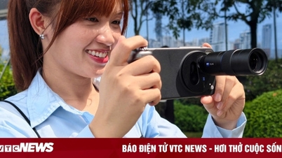 ZEISS ডিটাচেবল লেন্স ভিভো X300 সিরিজকে পোর্টেবল ক্যামেরায় পরিণত করে