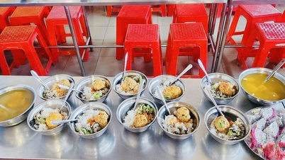 Ibu bapa berkata makanan asrama 'tidak bernilai wang', respons sekolah