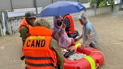 Mnoho míst je silně zaplaveno a izolované, ministerstvo zdravotnictví Dak Lak žádá o podporu Ho Či Minovo Město