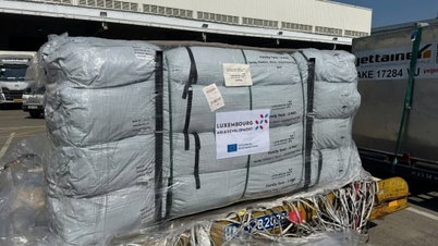 EUの救援物資がダクラク族の人々に直接届けられる