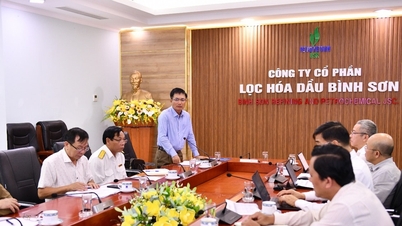 بن سون ریفائننگ اینڈ پیٹرو کیمیکل جوائنٹ اسٹاک کمپنی (BSR): پورے سال کی آمدنی VND140,000 بلین سے تجاوز کرنے کی پیشن گوئی