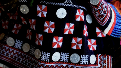 Seni mencipta corak pada pakaian orang Dao Tien