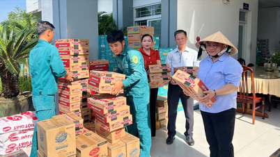 Obce a obvody spojují ruce za lidi Středního Vietnamu