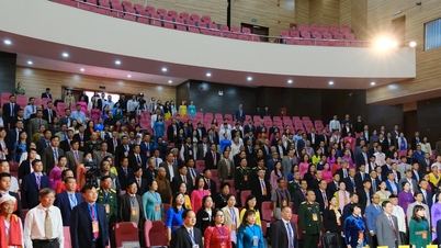 ກອງ​ປະ​ຊຸມ​ຄັ້ງ​ທຳ​ອິດ​ຂອງ​ກອງ​ປະ​ຊຸມ​ໃຫຍ່​ຄັ້ງ​ທີ 1 ແນວ​ໂຮມ​ປະ​ເທດ​ຊາດ​ຫວຽດ​ນາມ ແຂວງ Lam Dong