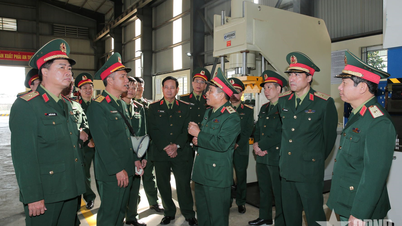 ملٹری واٹر ٹرانسپورٹ گاڑیوں کی تزئین و آرائش کے پروجیکٹ کے تحت نئی بنی گاڑیوں کا دورہ