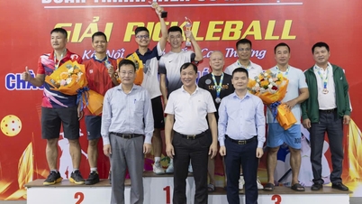 Afdeling Bouw organiseert activiteiten ter ere van de Vietnamese Lerarendag op 20 november 2025