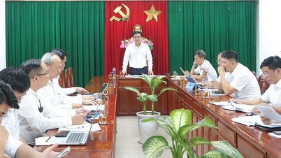 ດົ່ງນາຍ ບູລະນະ​ຄວາມ​ເປັນ​ລະບຽບ​ຮຽບຮ້ອຍ ​ແລະ ຄວາມ​ງາມ​ຂອງ​ຕົວ​ເມືອງ​ບົນ 3 ​ເສັ້ນທາງ​ສັນຈອນ​ສຳຄັນ