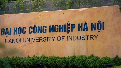 De premier besloot de Industriële Hogeschool te moderniseren tot universiteit.